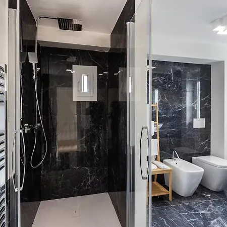 Large And Bright Located In Piazza Del Colosseo Lejlighed *