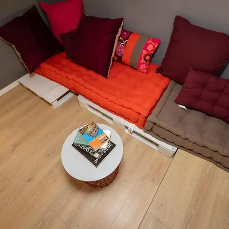 Large And Bright Located In Piazza Del Colosseo Rom