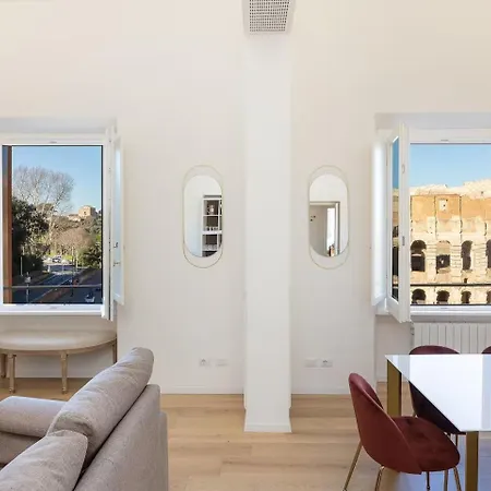 Large And Bright Located In Piazza Del Colosseo Lejlighed *